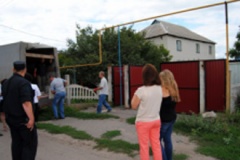 В Белгородской области у должника по алиментам отобрали забор