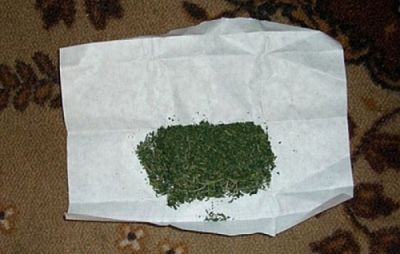 В губкине  у женщины нашли марихуану в интимном месте