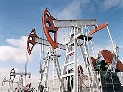 Нефть дорожает в ожидании решений ОПЕК