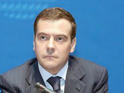Медведев: ФЦП по развитию спорта потребует 100 мрлд рублей