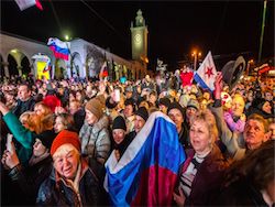 День воссоединения Крыма с Россией стал выходным в Севастополе