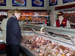 Из-за девальвации россияне переключились на местные товары