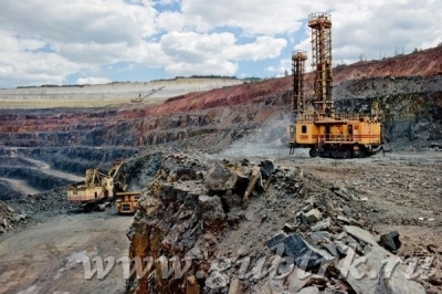 В дренажной шахте Стойленского ГОКа произошло обрушение 15 метров горных пород