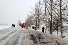 В аварии с пассажирским автобусом в Белгородской области погиб человек