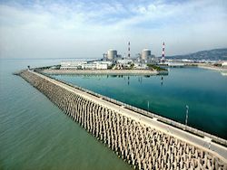 Эксперт назвал планы развития атомной энергетики КНР безумными