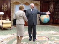 Почему Лукашенко торопит с перевыборами?