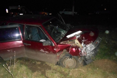 Девушка-водитель и её 16-летняя пассажирка госпитализированы после аварии в Корочанском районе