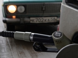 Нефтяники придерживают дизель ради сохранения высоких цен в России