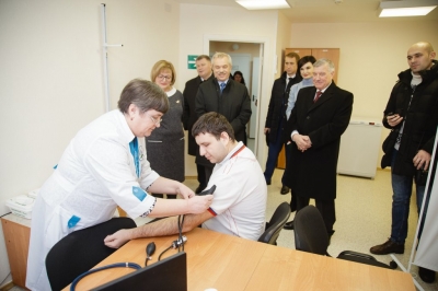 Как Евгений Савченко губкинскую медицину проверял